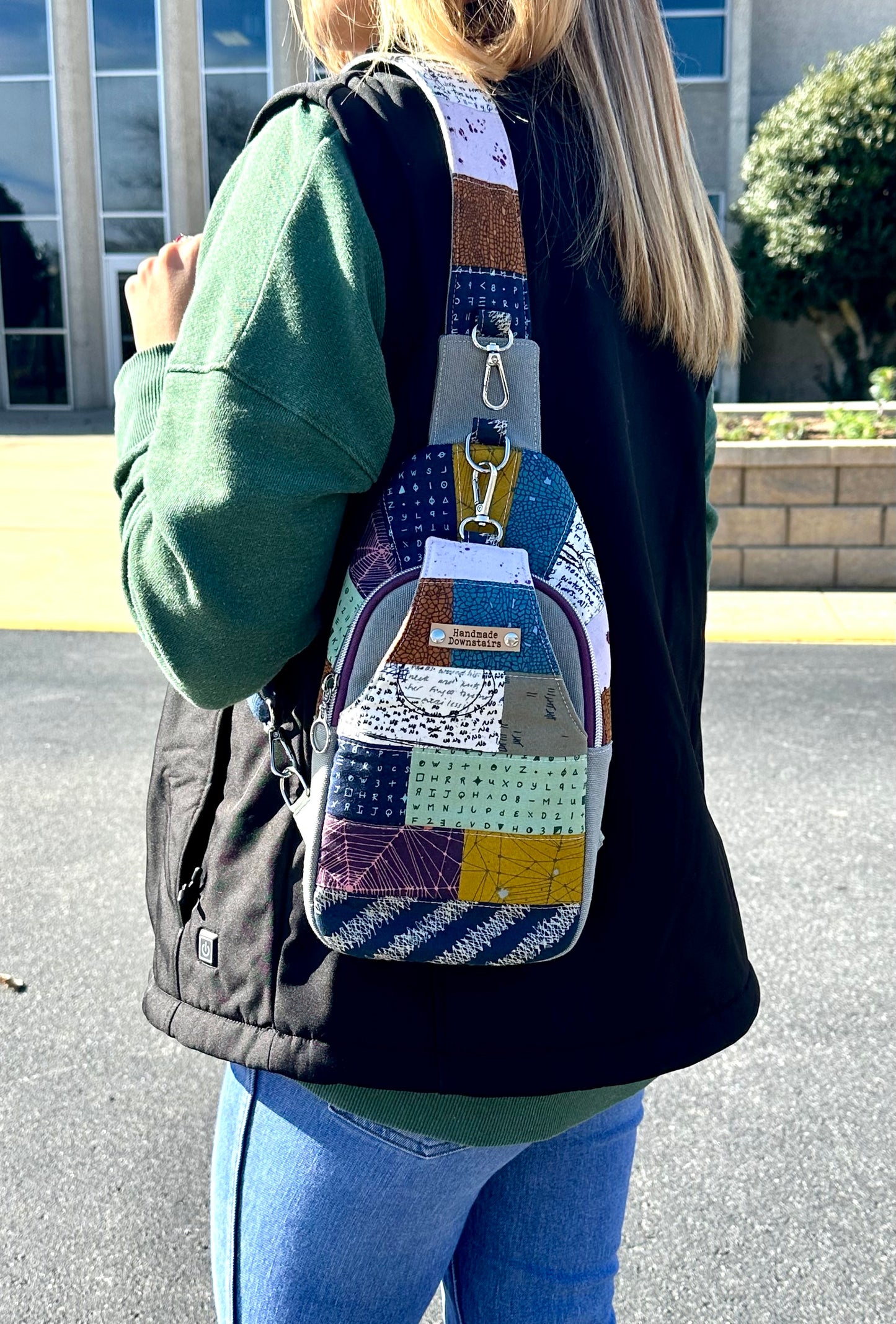 Small Multicolored Quilted Sling